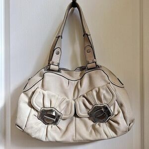 Elegant Cream Leather Handbag